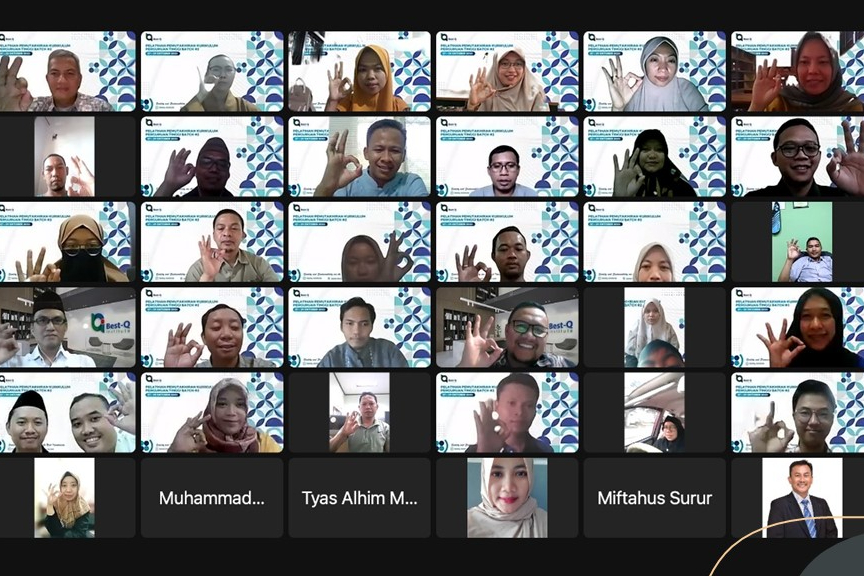 PELATIHAN PEMUTAKHIRAN KURIKULUM PERGURUAN TINGGI