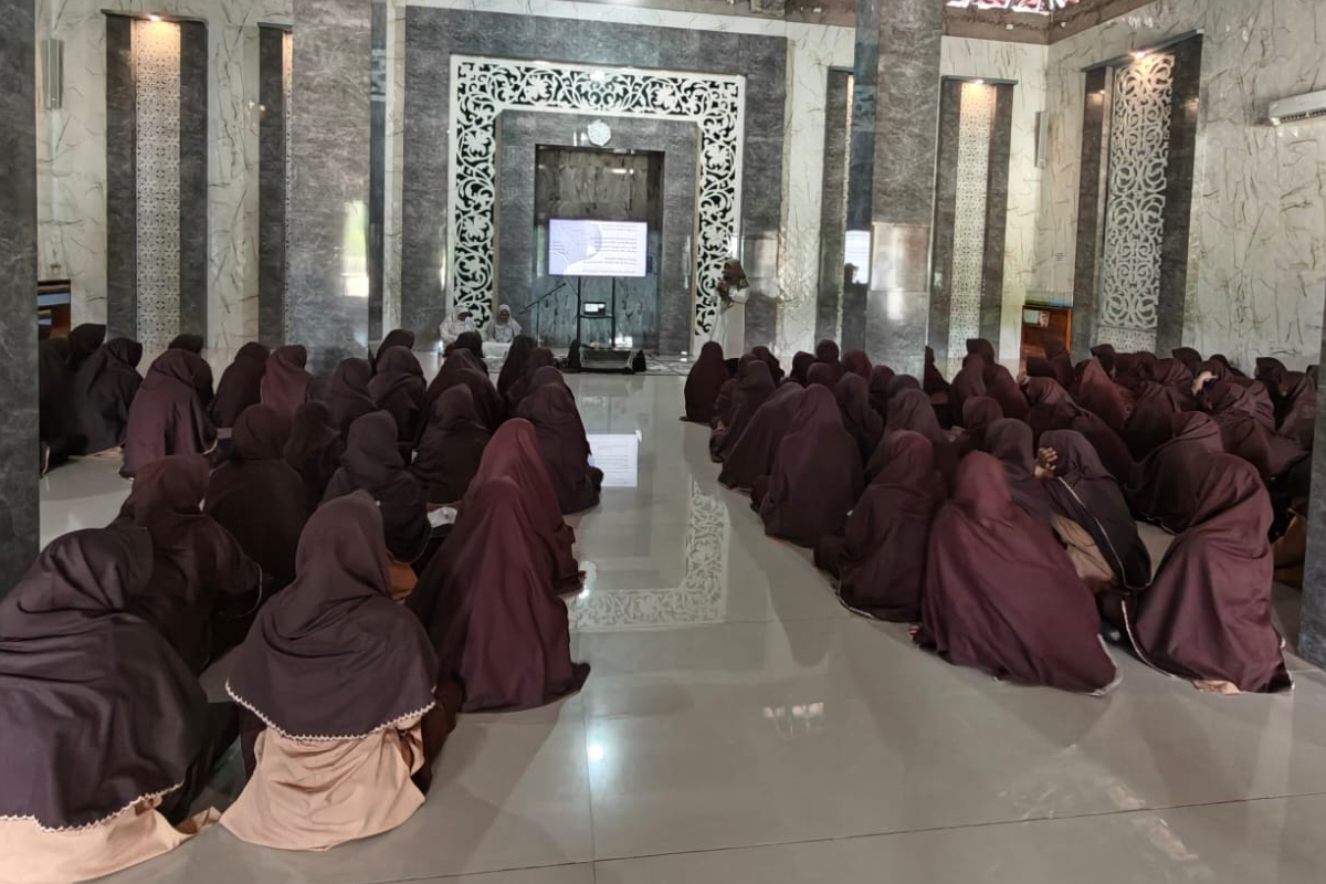 Samara Center UIN Madura Edukasi 200 Santriwati Cegah Kekerasan di Pesantren
